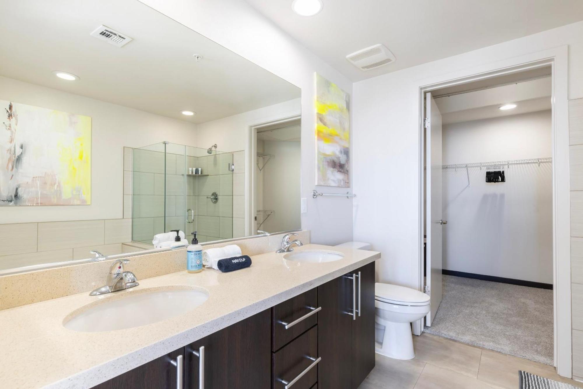 Penthouse 2br With Jetliner Views In West Hollywood Appartement
