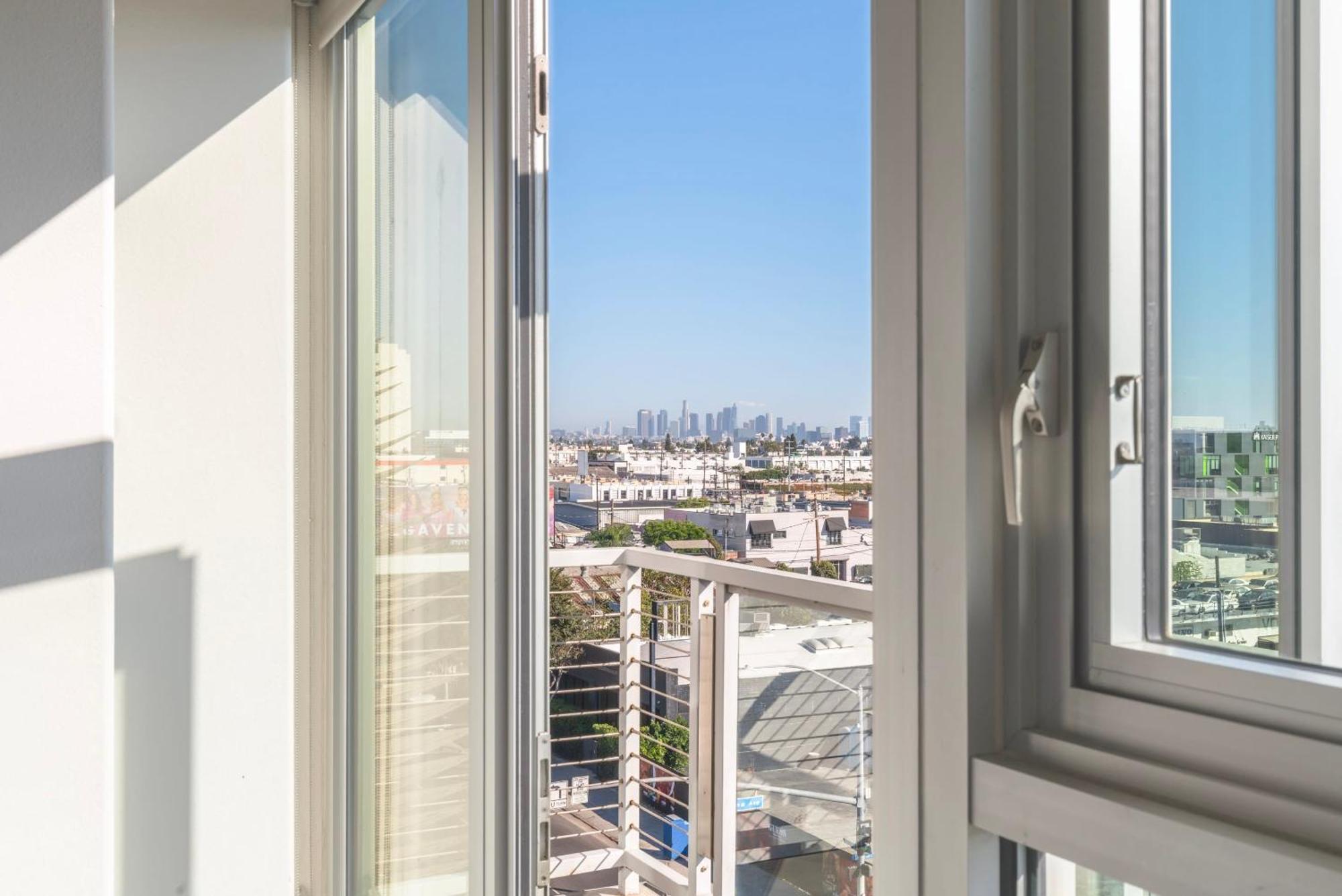 Appartement Penthouse 2br With Jetliner Views In West Hollywood Los Angeles