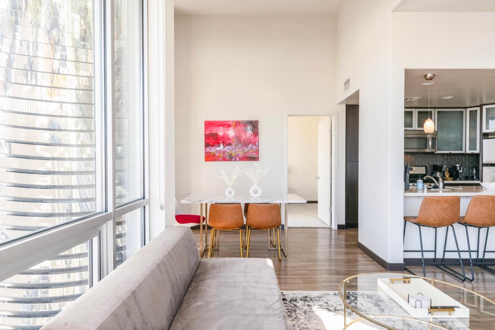 Appartement Penthouse 2br With Jetliner Views In West Hollywood *