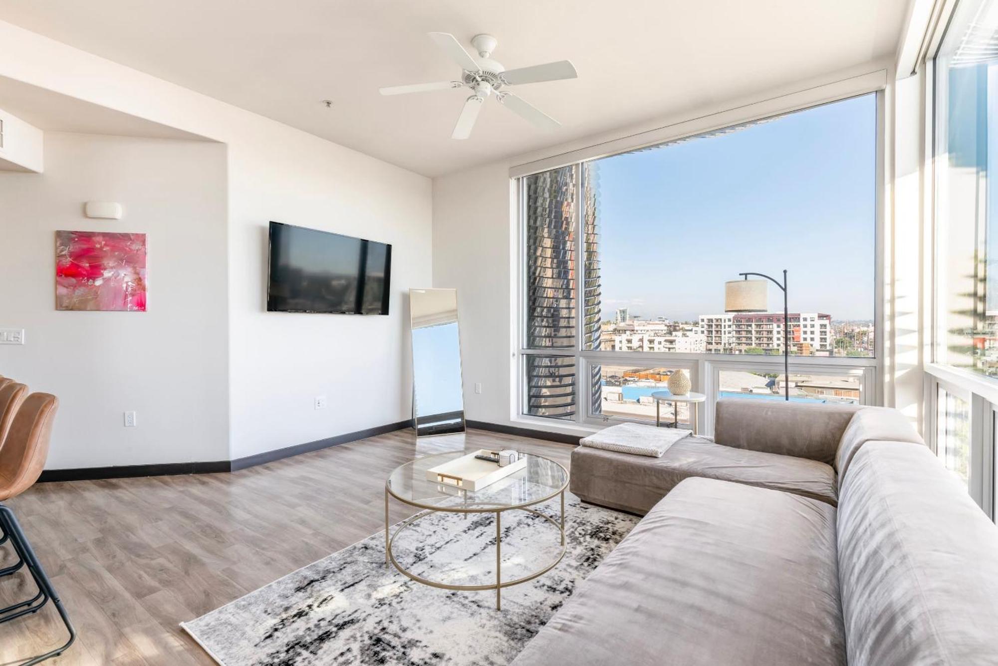 Appartement Penthouse 2br With Jetliner Views In West Hollywood *